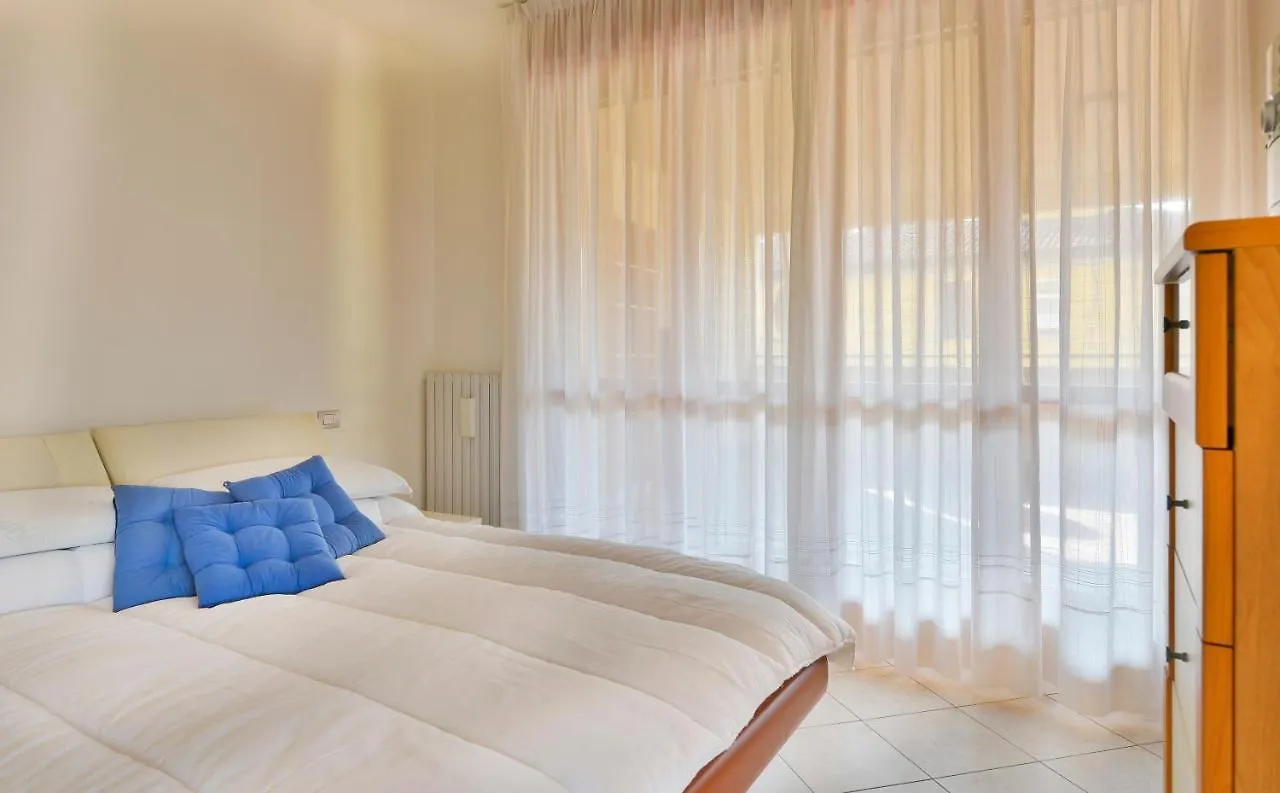 Ur-Nest Emilia Levante B Bologna Italy